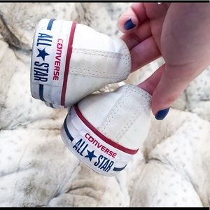 CONVERSE ALL STARS- pre worn